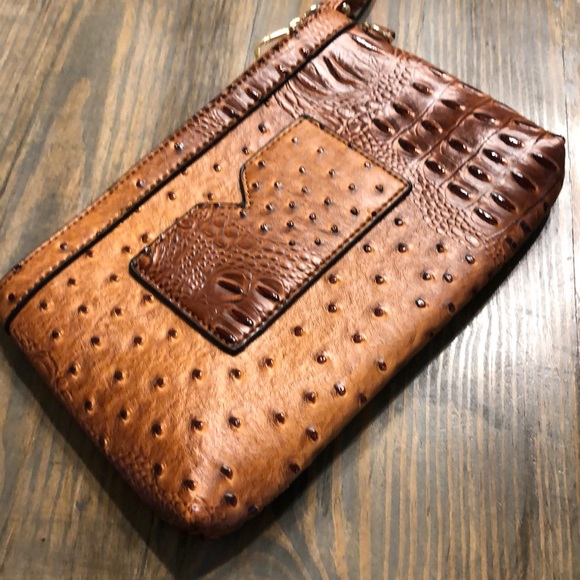 NEW! Nice faux Ostrich Skin Wristlet with strap. - Picture 7 of 7